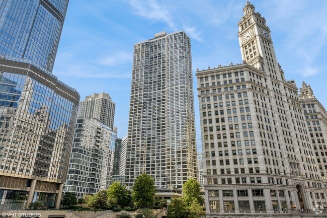 Building Photo - 405 N Wabash Ave Rental