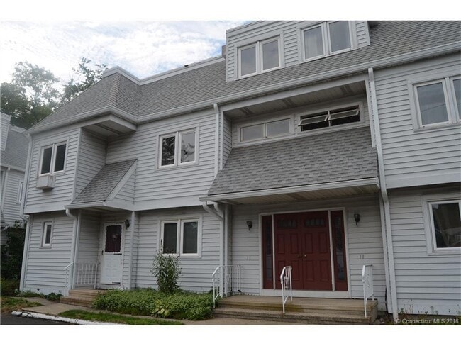 Building Photo - 678 Savin Ave Unit APT 2D