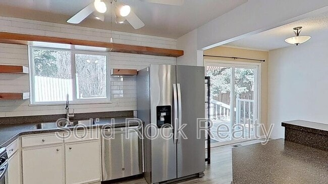 Photo - 4018 Goldenrod Dr