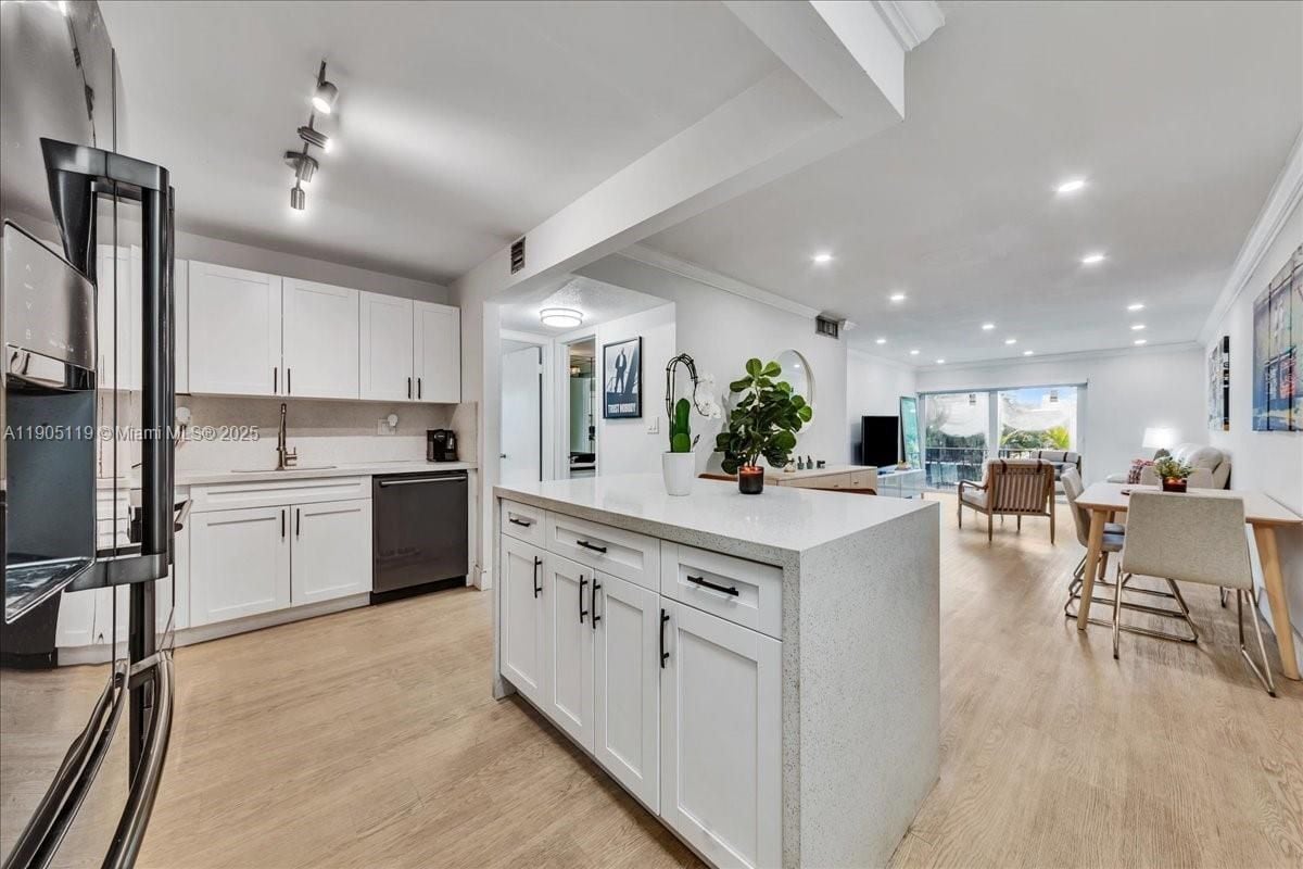 Photo - 9225 SW 87th Ave