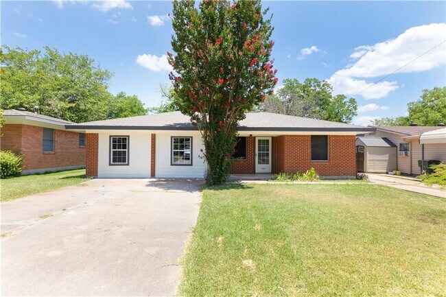 Photo - 1903 S 19th St