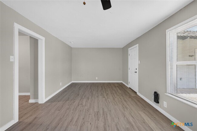 Photo - 921 Stetson Ave