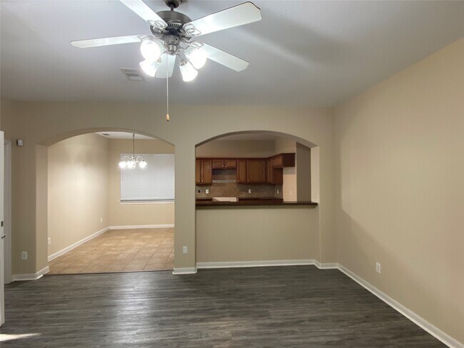 Photo - 4903 Summer Ridge Dr