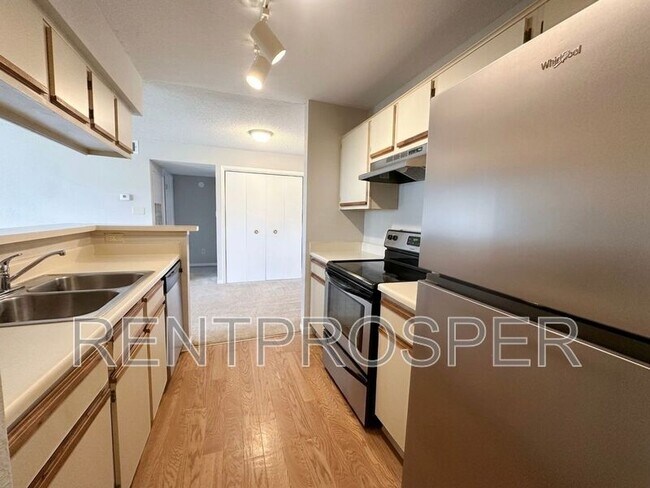 Photo - 5530 Chrishire Way Unit D106