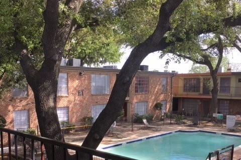 Photo - Southern Oaks Apartments