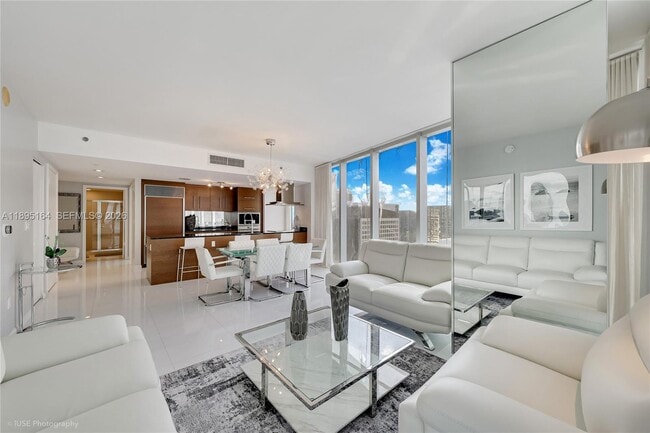 Building Photo - 495 Brickell Ave Unit 4710