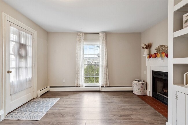 Photo - 74-76-76 Bromfield St Condo Unit D