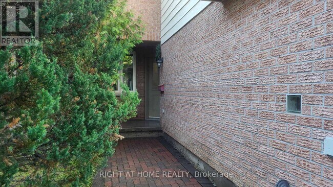 Photo - 59 Havenhurst Crescent