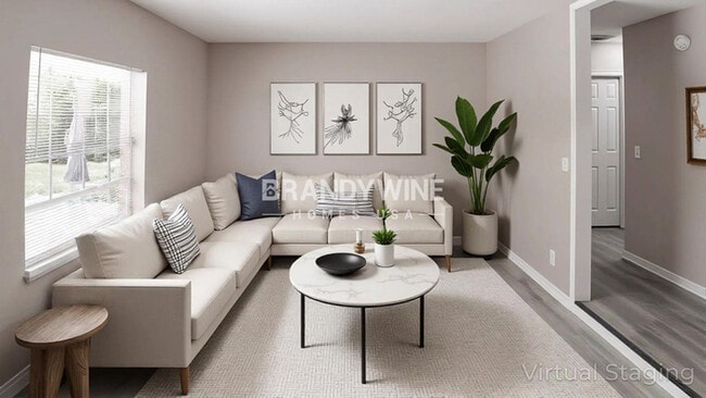 1024 Hallwood Loop