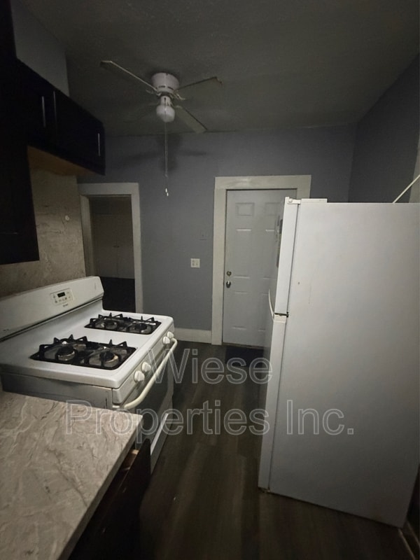 Photo - 1720 Clay St
