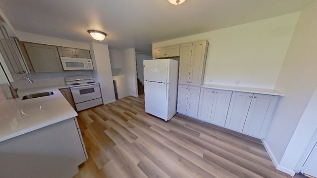 Photo - 4670 Holland St