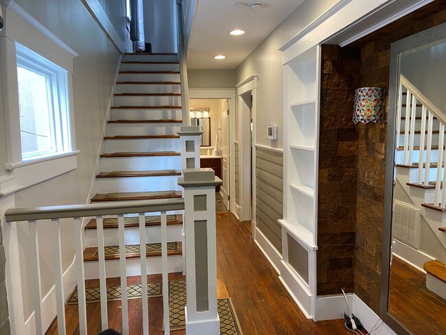 Photo - Stunning 3 bedroom/2bath Victorian home