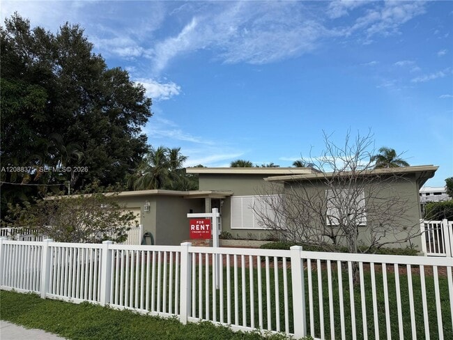 800 SW 8th Terrace