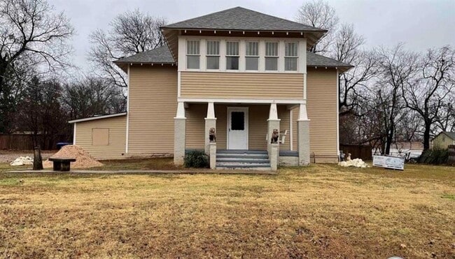 Photo - 603 N 8th St House