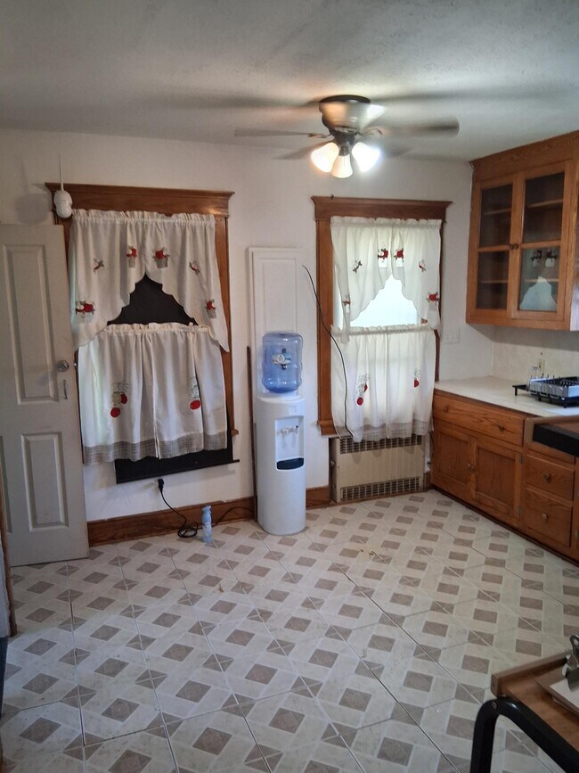 Photo - 78 Savoy Pl Unit Second floor