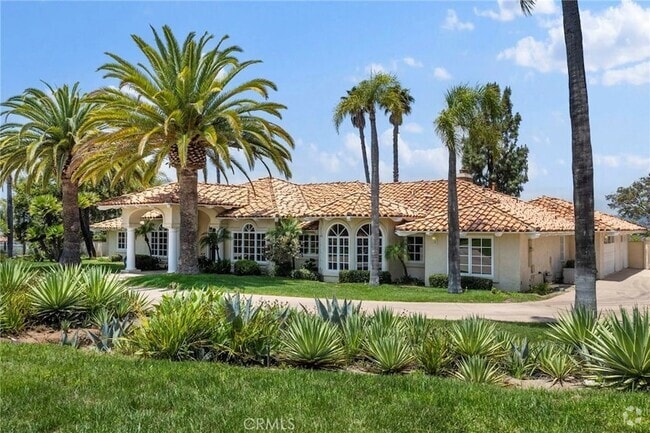 Building Photo - 31396 Lake Vista Cir Rental