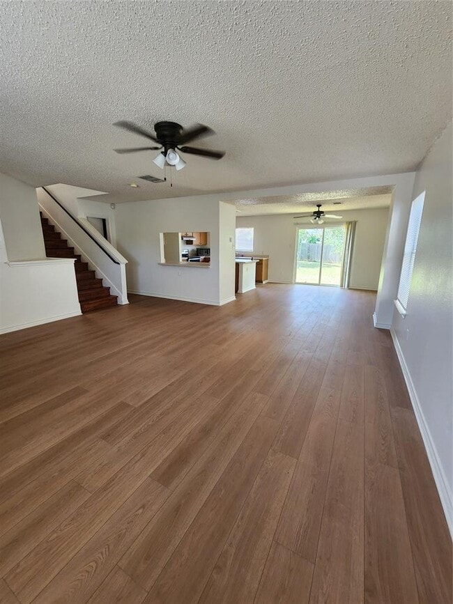 Photo - 2704 Vinson Ct