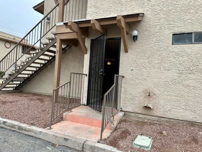Photo - Downstairs Corner 2-Bedroom Condo in Centr...
