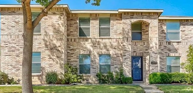 Building Photo - 1713 Cliffbrook Dr Rental