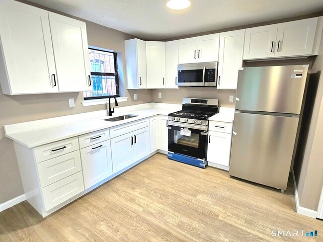 Photo - 274 Bellevue St