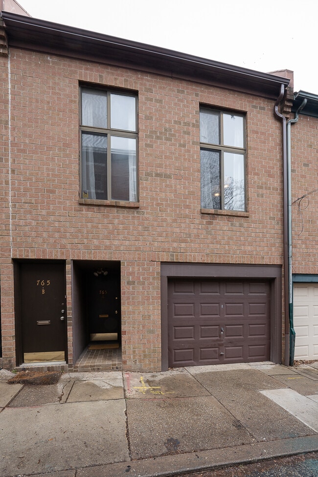 Photo - 765 N Ringgold St Unit B