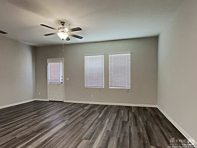 Building Photo - 14352 Gunsight Pass Rental