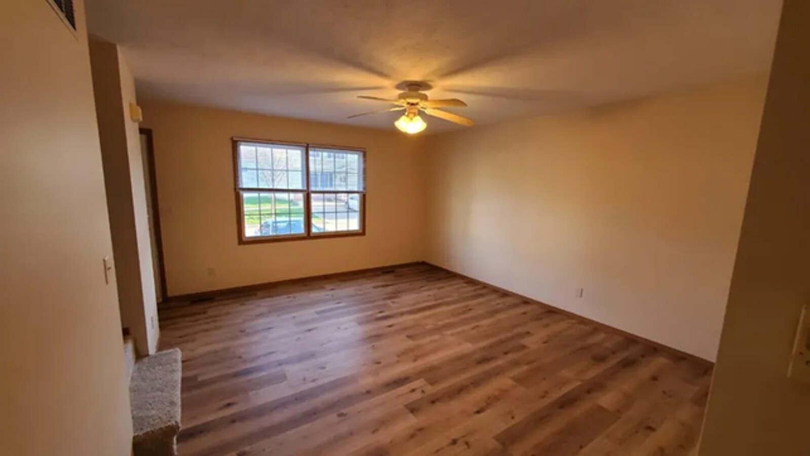 Photo - Spacious Townhome Minutes from Everything