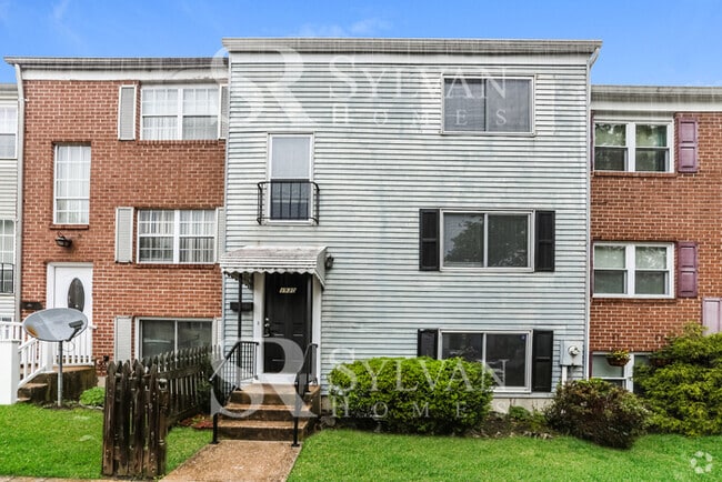 Building Photo - The Lifestyle You Deserve. Rental