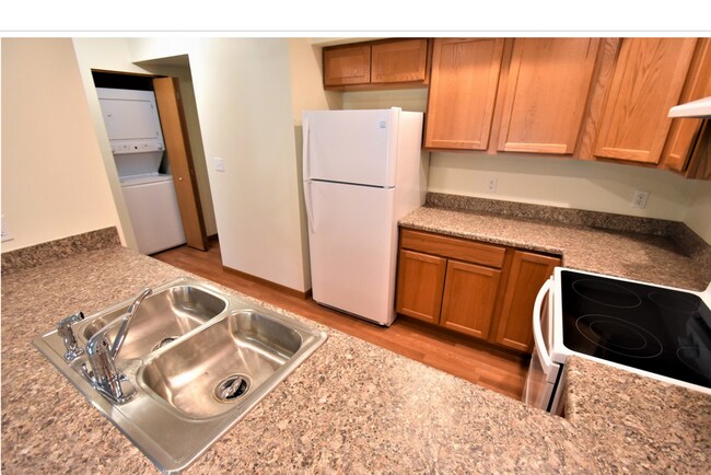 Prairie Ridge Apartments