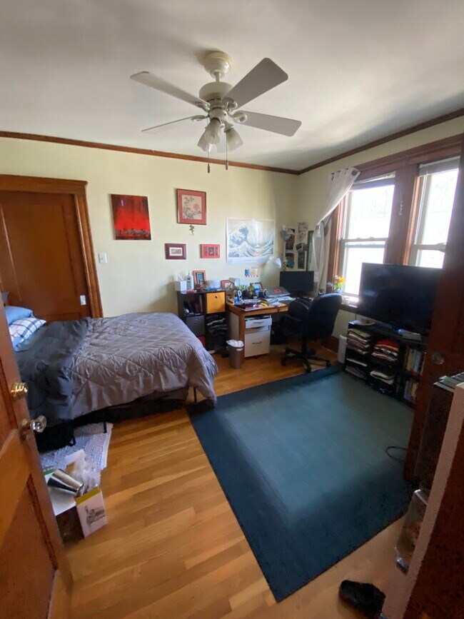 Photo - 33 Iroquois St Unit 2