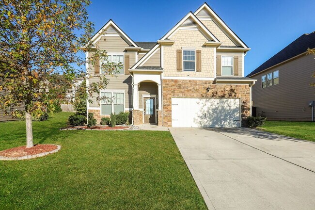 Building Photo - 823 Python Dr