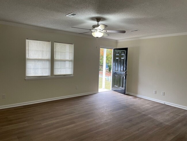 Photo - NEWLY RENOVATED 2 BED, 2 BATH HOME LOCATED...