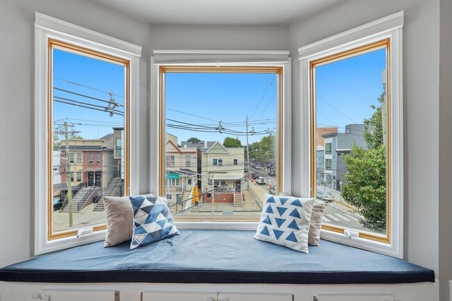 Building Photo - 81 Nelson Ave Unit 2X