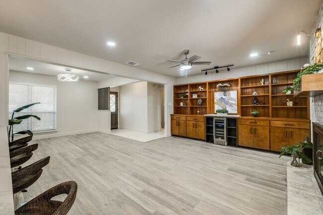 Photo - Updated 3BR Near Medical Center | Quartz Counters | Patio| Easy I-10 Access