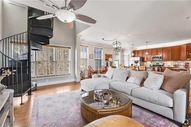 Building Photo - 1628 Briarcliff Rd NE Unit 18 Rental