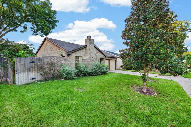 3107 Pecan Point Dr