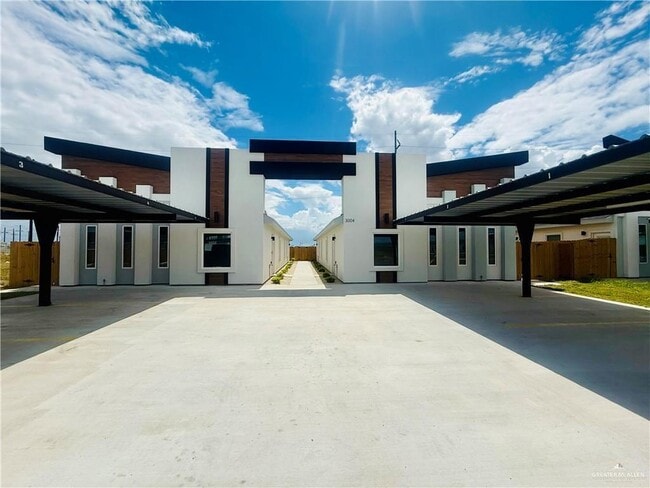 Building Photo - 6 W Citrine St Unit 1