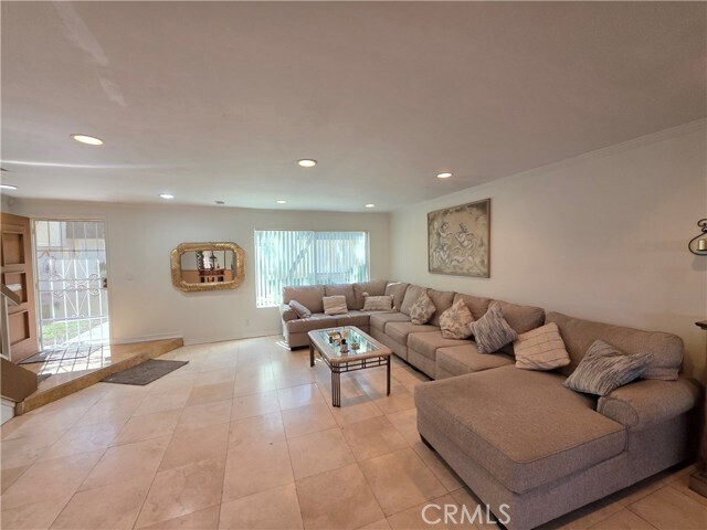 Photo - 6541 Wystone Ave