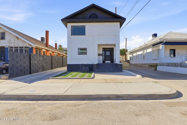 Photo - 505 E Cliff Dr Unit 5