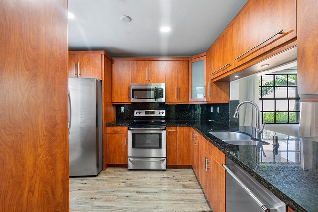 Photo - 10723 NW 10th St