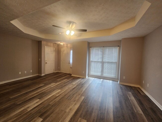 Photo - 6523 Fairfax Way