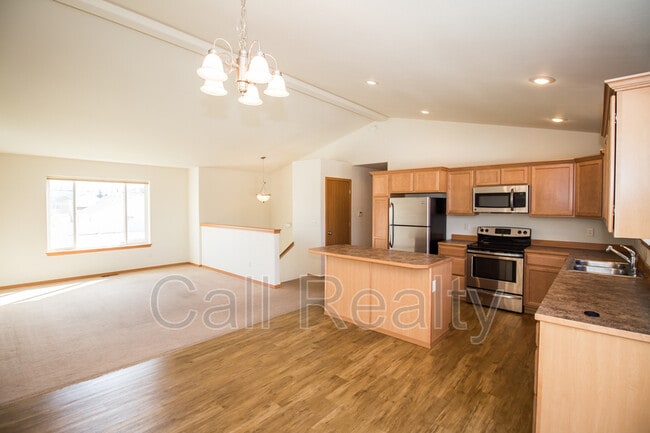 Photo - 2105 N Eden Rd