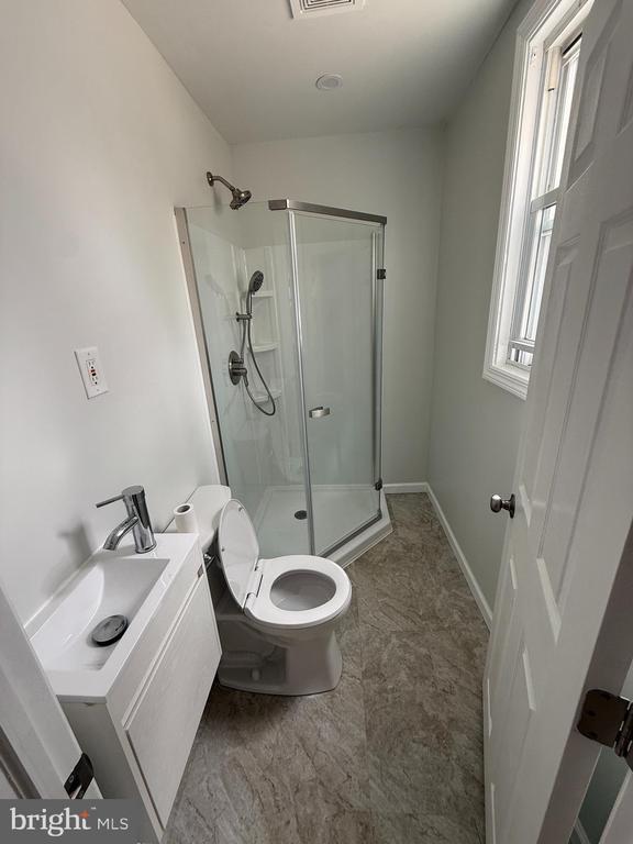 Photo - 310 University Blvd