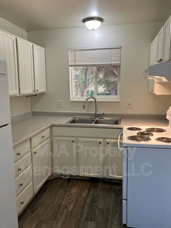Photo - 1745 Holladay Blvd E Condo Unit 10
