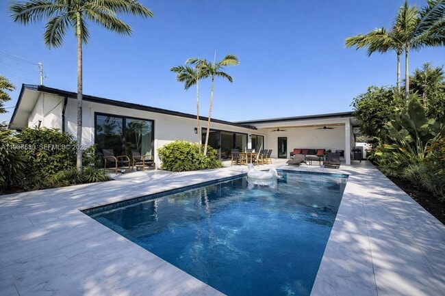 Photo - 3540 NE 28th Ave