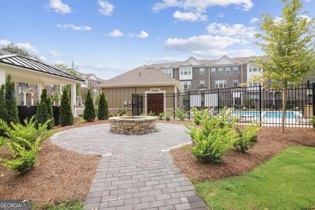 Photo - 1437 Halstead Pl
