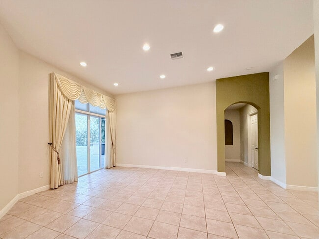 Photo - 15275 SW 38th St