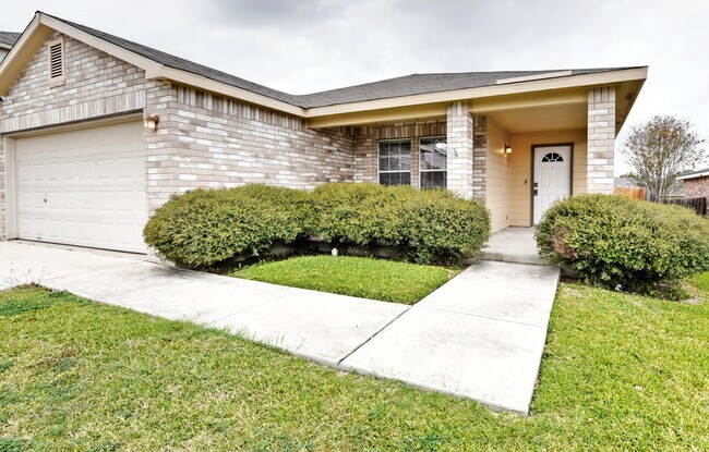 Photo - 12719 Rambling Rose