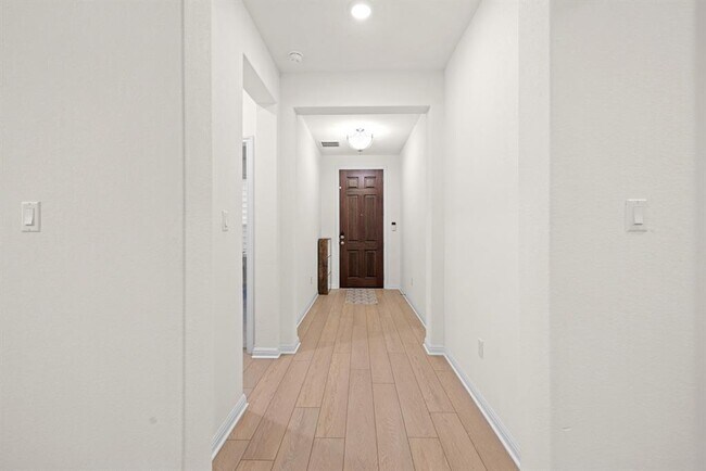 Photo - 2604 Acoma Ln