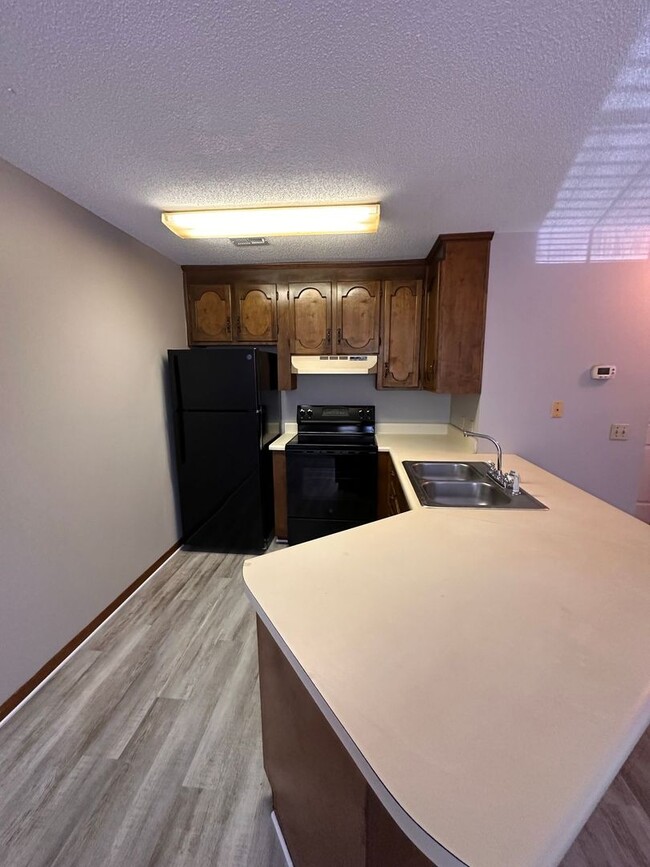 Photo - 144 Gunter Ln Unit B